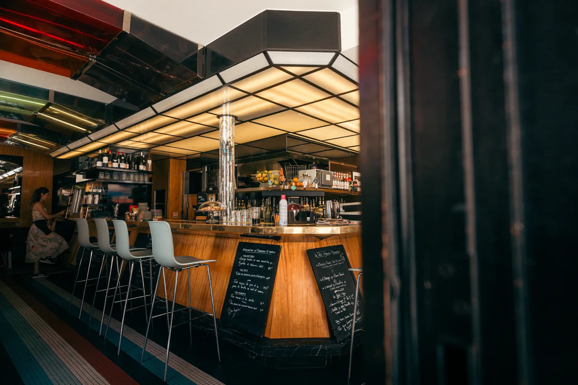 Table au Parisien Saint-Martin